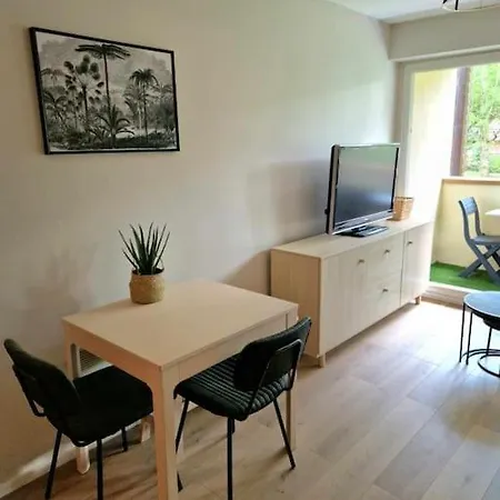 Joli Avec Balcon *